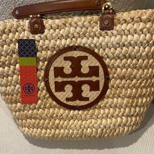 NWT Tory Burch straw medium tote